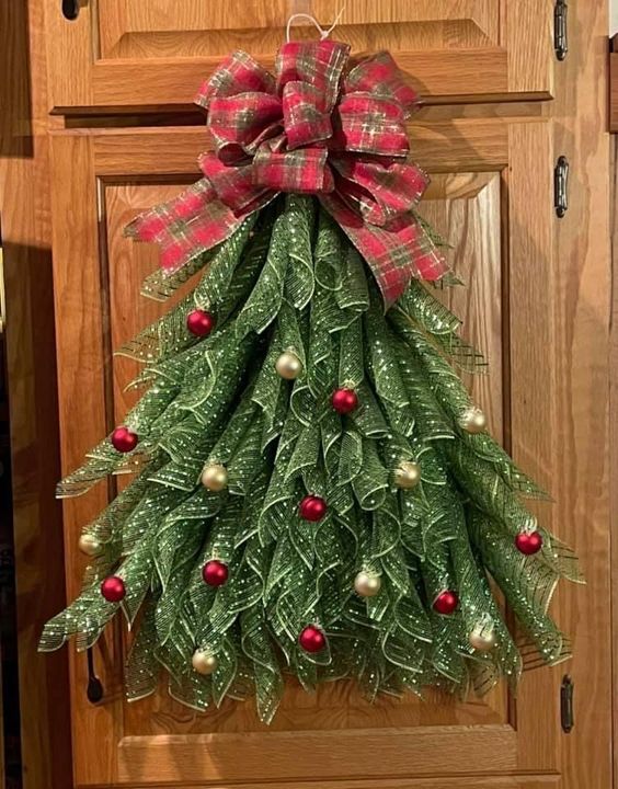 🎄Handmade Christmas Tree Wreath for Front Door